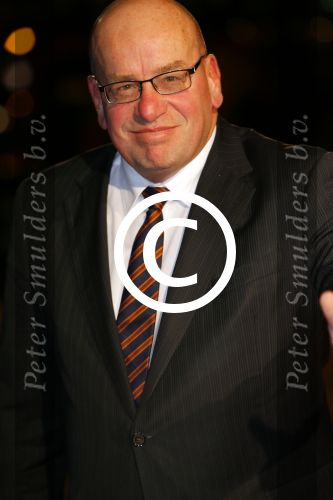 Utrecht 8 december 2014
Mr Pieter v Vollenhoven viert samen met zijn familie ,Prinses Margriet Prins Maurits Prinses Marilene Prins Bernhard Jr. Prinses Annette Prins Floris Prinses Aimee Prins Pieter Christiaan en Prinses Anita zijn 75e verjaardag in het Beatrix theater.