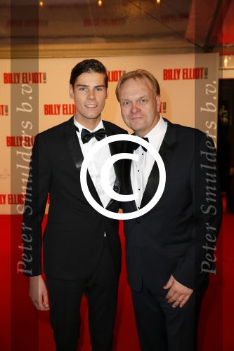 Scheveningen 30 november 2014
Premiere Billy Elliot in het circustheater. Frits Huffnagels met een vriend