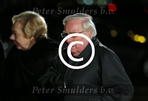 Utrecht 8 december 2014
Mr Pieter v Vollenhoven viert samen met zijn familie ,Prinses Margriet Prins Maurits Prinses Marilene Prins Bernhard Jr. Prinses Annette Prins Floris Prinses Aimee Prins Pieter Christiaan en Prinses Anita zijn 75e verjaardag in het Beatrix theater.