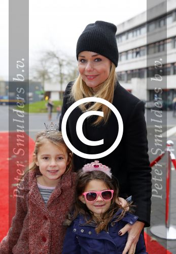 Hilversum 26 november 2014
Sinterklaas bij RTL in studio 21. Froukje de Both met dochter