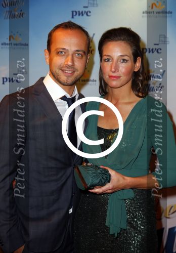 Den Bosch 23 november 2014
Premiere Sound of music in de parade in Den Bosch. Geert Hoes met vriendin