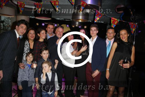 Amsterdam 7 december 2014
George Baker ( Hans Bouwens) vietr met familie en collega\'s zijn 70e verjaardag.
