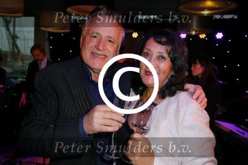 Amsterdam 7 december 2014
George Baker ( Hans Bouwens) vietr met familie en collega\'s zijn 70e verjaardag.