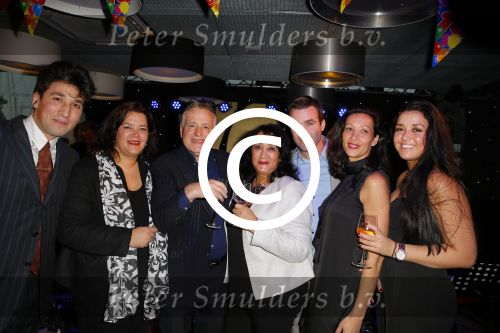 Amsterdam 7 december 2014
George Baker ( Hans Bouwens) vietr met familie en collega\'s zijn 70e verjaardag.