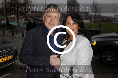 Amsterdam 7 december 2014
George Baker ( Hans Bouwens) vietr met familie en collega\'s zijn 70e verjaardag.