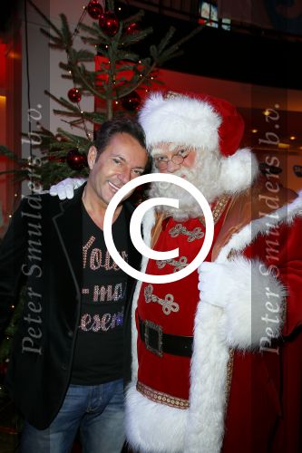 Hilversum 9 december 2014
Sky radio charity event met als deelnemers:
Joep Sertons en Sander Janson voor Stop Pesten Nu
Fred van Leer en Kim Feenstra voor Het Zeldzame Ziekten Fonds
Jan Dulles en Jaap Kwakman van de 3JS voor Terre des Hommes
Caroline Tensen en Beertje v Beers voor Orange Babies
Erik de Zwart en Hind voor Beat Batten 
Fatima Moreiro de Melo + Fajah Lourens voor Right To Play UK 
Billy en Ruud van Utopia voor Energy4All 
Nance en Jeroen van der Boom voor Kinderfonds MAMAS 
Event vindt plaats bij studio 21. Gerard Joling
