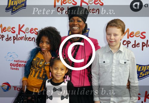 Amsterdam 22 november 2014
Premiere Mees Kees in carre met in de hoofdrollen Willem Voogd Sanne Wallis de Vries  Felix Osinga, en Brent Thomassen. Gerda havertong met kleinkinderen
