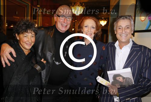 Amsterdam 18 december 2014
Premiere kerst circus in Carre. Gerrie v d Klei en Vincent Steinmetz