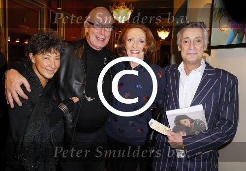 Amsterdam 18 december 2014
Premiere kerst circus in Carre. Gerrie v d Klei en Vincent Steinmetz