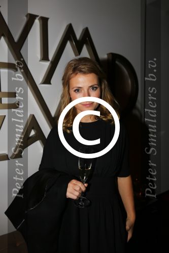 Amsterdam 1 december 2014
Premiere Gooische vrouwen 2 in het nieuwe de la mar met in de hoofdrollen Linda de Mol Lies Visschedijk Tjitske Reijdinga en Susan Visser. Gigi Ravelli