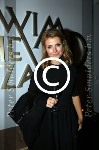 Amsterdam 1 december 2014
Premiere Gooische vrouwen 2 in het nieuwe de la mar met in de hoofdrollen Linda de Mol Lies Visschedijk Tjitske Reijdinga en Susan Visser. Gigi Ravelli