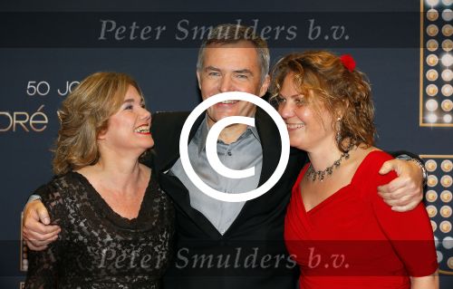 Utrecht 18 november 2014
Andre v Duin viert zijn 50 jarig artiesten bestaan in het Beatrix theater.
Herman Finkers met vrouw en een kennis