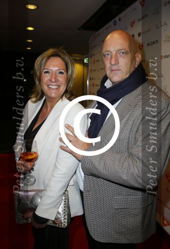 Amsterdam 11 december 2014
Presentatie van het nieuwe tijdschrift en platform van Wendy v Dijk.
Prinses Laurentien onthult het eerste exemplaar.
Herman den Blijker met zijn vrouw