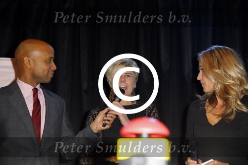 Amsterdam 11 december 2014
Presentatie van het nieuwe tijdschrift en platform van Wendy v Dijk.
Prinses Laurentien onthult het eerste exemplaar.
Humberto Tan Presenteert het en Femmetje de Windt is mede initiatiefnemer