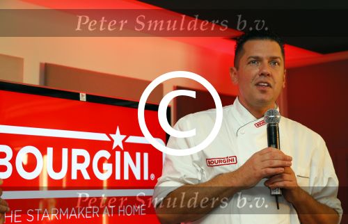 Vaassen 9 november 2014
Presentatie nieuwe produktlijn Aad Ouborg Bourgini genaamd. De presentatie is in restaurant de Leest van Jacob Jan Boerma.