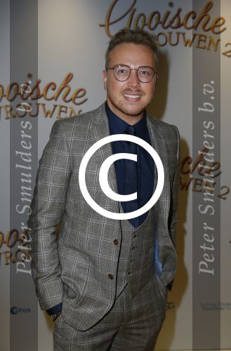 Amsterdam 1 december 2014
Premiere Gooische vrouwen 2 in het nieuwe de la mar theater met in de hoofdrollen Linda de Mol Tjitske Reidinga Lies Visschedijk en Susan Visser.
Jamai Loman