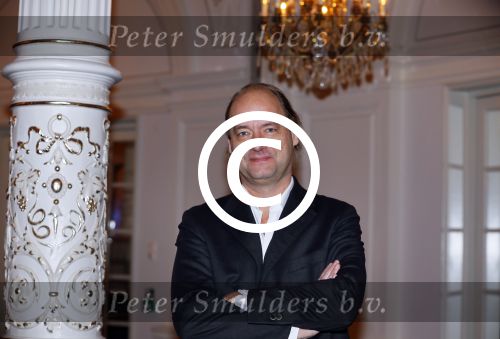 Amsterdam 28 november 2014
Persviewing RTL4 programma Het Orkest van Nederland, Tania Kross, dirigent en juryvoorzitter Jan Willem de Vriend, musicus/dj Ronald Molendijk, pianist Wibi Soerjadi en violiste Simone Lamsma
