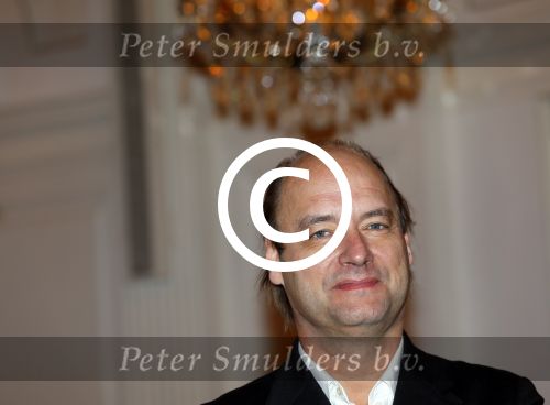 Amsterdam 28 november 2014
Persviewing RTL4 programma Het Orkest van Nederland, Tania Kross, dirigent en juryvoorzitter Jan Willem de Vriend, musicus/dj Ronald Molendijk, pianist Wibi Soerjadi en violiste Simone Lamsma