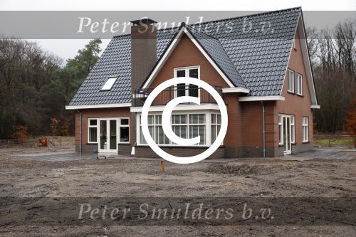 Radio Kootwijk 12 december 2014
Jan ten Hoop en zijn partner verhuizen naar hun nieuwe huis .