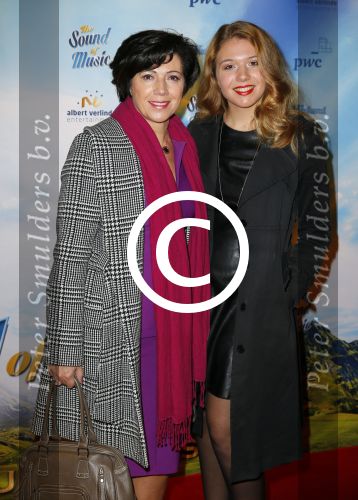 Den Bosch 23 november 2014
Premiere Sound of music in de parade in Den Bosch. Janke Dekker met dochter