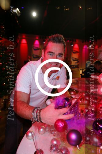 Hilversum 9 december 2014
Sky radio charity event met als deelnemers:
Joep Sertons en Sander Janson voor Stop Pesten Nu
Fred van Leer en Kim Feenstra voor Het Zeldzame Ziekten Fonds
Jan Dulles en Jaap Kwakman van de 3JS voor Terre des Hommes
Caroline Tensen en Beertje v Beers voor Orange Babies
Erik de Zwart en Hind voor Beat Batten 
Fatima Moreiro de Melo + Fajah Lourens voor Right To Play UK 
Billy en Ruud van Utopia voor Energy4All 
Nance en Jeroen van der Boom voor Kinderfonds MAMAS 
Event vindt plaats bij studio 21