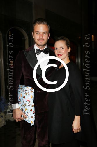 Londen 15 december 2014
Chantal Janzen en Marco Geeratz trouwen in Hotal Cafe Royal.
Het feest is s avonds in hotel Claridge\'s. Jim bakkum en Bettina Holwerda