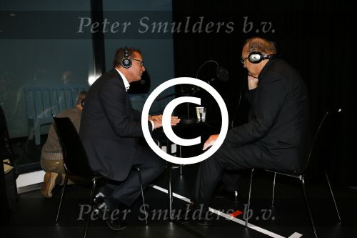 Amsterdam 17 december 2014
Joop v d Ende en Albert Verlinde maken bekend op persconferentie in gebouw van Stage holding dat ze samen gaan werken.