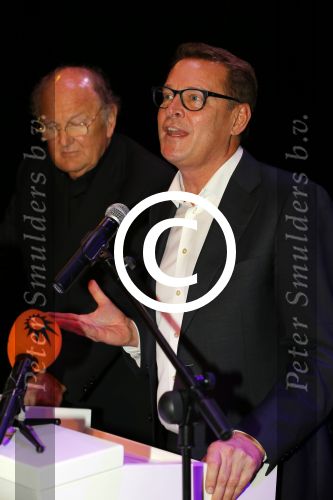 Amsterdam 17 december 2014Joop v d Ende en Albert Verlinde maken bekend op persconferentie in gebouw van Stage holding dat ze samen gaan werken.