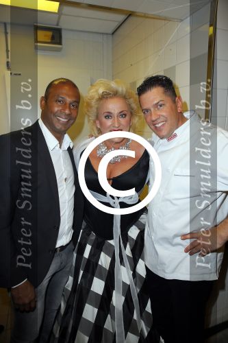 Vaassen 9 november 2014
Presentatie nieuwe produktlijn Aad Ouborg Bourgini genaamd. De presentatie is in restaurant de Leest van Jacob Jan Boerma. Karin Bloemen