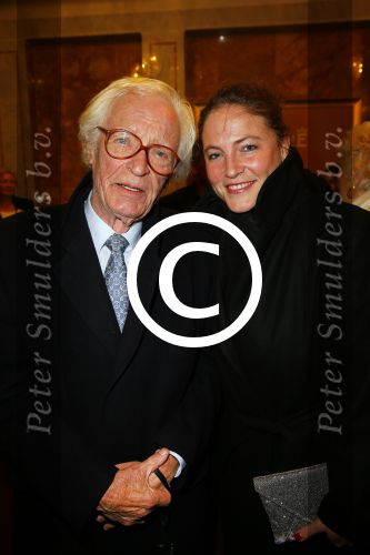 Amsterdam 18 december 2014
Premiere kerst circus in Carre.
Kees Verkade met dochter