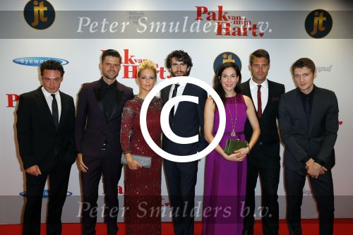Hilversum 27 oktober 2014
Premiere film pak van mijn hart van Kees v Nieuwkerk.
Fedja van Huet, Simon Keizer Halina Reijn, Kees van Nieuwkerk, Chantal Janzen, Nick Schilder en Benja Bruining