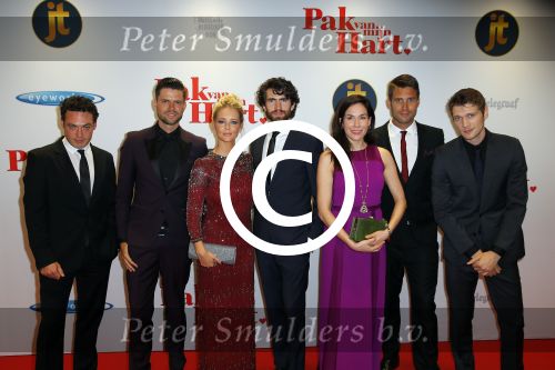 Hilversum 27 oktober 2014
Premiere film pak van mijn hart van Kees v Nieuwkerk.
Fedja van Huet, Simon Keizer Halina Reijn, Kees van Nieuwkerk, Chantal Janzen, Nick Schilder en Benja Bruining
