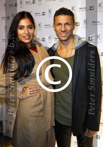 Blaricum 23 november 2014
Free a girl avond in Blaricum. Khalid Boulahrouz met zijn vriendin Miss Nederland Yasmin Verheijen