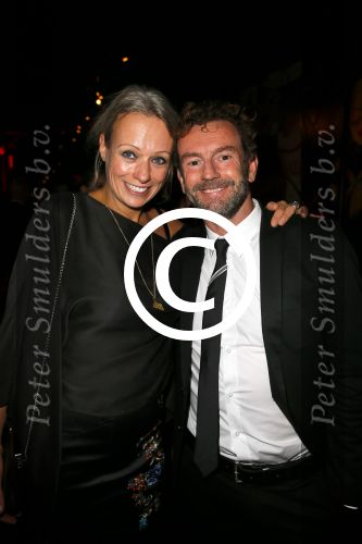 Amsterdam 8 november 2014
JFK Gala in de harbour club. Kluun met zijn vriendin