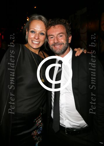Amsterdam 8 november 2014
JFK Gala in de harbour club. Kluun met zijn vriendin