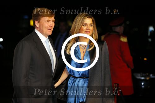 Utrecht 8 december 2014
Mr Pieter v Vollenhoven viert samen met zijn familie ,Prinses Margriet Prins Maurits Prinses Marilene Prins Bernhard Jr. Prinses Annette Prins Floris Prinses Aimee Prins Pieter Christiaan en Prinses Anita zijn 75e verjaardag in het Beatrix theater.