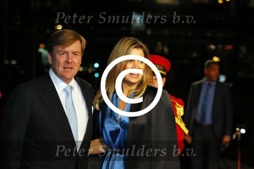 Utrecht 8 december 2014
Mr Pieter v Vollenhoven viert samen met zijn familie ,Prinses Margriet Prins Maurits Prinses Marilene Prins Bernhard Jr. Prinses Annette Prins Floris Prinses Aimee Prins Pieter Christiaan en Prinses Anita zijn 75e verjaardag in het Beatrix theater.