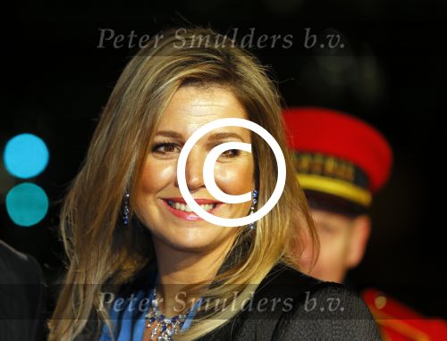 Utrecht 8 december 2014
Mr Pieter v Vollenhoven viert samen met zijn familie ,Prinses Margriet Prins Maurits Prinses Marilene Prins Bernhard Jr. Prinses Annette Prins Floris Prinses Aimee Prins Pieter Christiaan en Prinses Anita zijn 75e verjaardag in het Beatrix theater.
