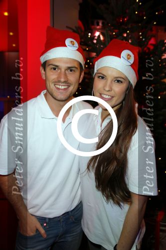 Hilversum 9 december 2014
Sky radio charity event met als deelnemers:
Joep Sertons en Sander Janson voor Stop Pesten Nu
Fred van Leer en Kim Feenstra voor Het Zeldzame Ziekten Fonds
Jan Dulles en Jaap Kwakman van de 3JS voor Terre des Hommes
Caroline Tensen en Beertje v Beers voor Orange Babies
Erik de Zwart en Hind voor Beat Batten 
Fatima Moreiro de Melo + Fajah Lourens voor Right To Play UK 
Billy en Ruud van Utopia voor Energy4All 
Nance en Jeroen van der Boom voor Kinderfonds MAMAS 
Event vindt plaats bij studio 21