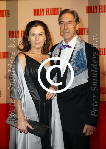Scheveningen 30 november 2014
Premiere Billy Elliot in het circustheater. Liz Snoijink met man