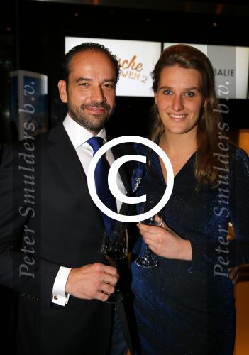 Amsterdam 1 december 2014
Premiere Gooische vrouwen 2 in het nieuwe de la mar met in de hoofdrollen Linda de Mol Lies Visschedijk Tjitske Reijdinga en Susan Visser