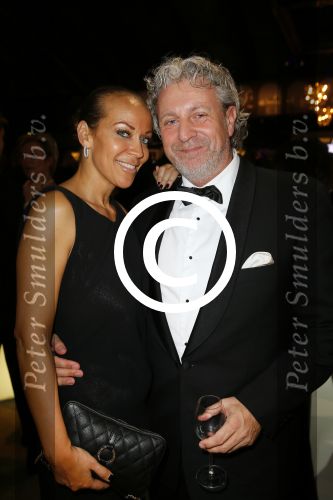 Amsterdam 11 december 2014
Luxery fair vip avond in de RAI. Mark teurlins met Yvette Rommy