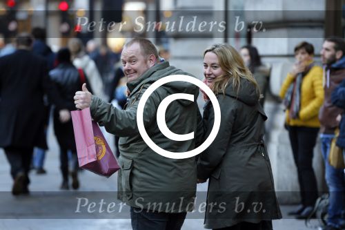 Londen 14 december 2014
Martijn Fischer met zijn nieuwe vriendin Annemarie Ubbels in Londen