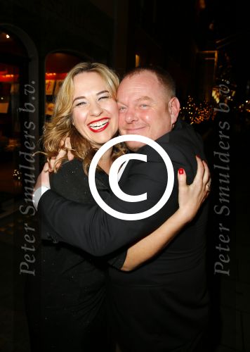Londen 15 december 2014
Chantal Janzen en Marco Geeratz trouwen in Hotal Cafe Royal.
Het feest is s avonds in hotel Claridge\'s. Martijn Fischer met zijn vriendin Annemarie Ubbels