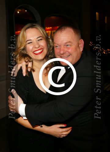 Londen 15 december 2014
Chantal Janzen en Marco Geeratz trouwen in Hotal Cafe Royal.
Het feest is s avonds in hotel Claridge\'s. Martijn Fischer met zijn vriendin Annemarie Ubbels