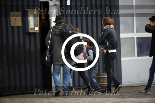Amsterdam 17 december 2014
Jeroen Krabbe viert zijn 70e verjaardag in hotel de goudfazant.
Martijn Krabbe met kinderen en aupair