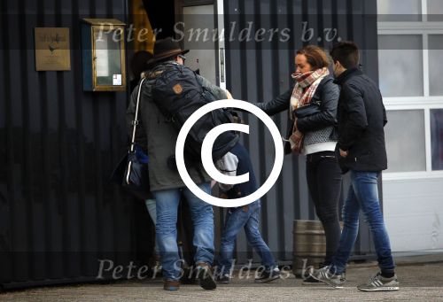 Amsterdam 17 december 2014
Jeroen Krabbe viert zijn 70e verjaardag in hotel de goudfazant.
Martijn Krabbe met kinderen en aupair