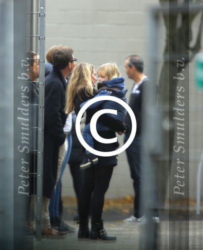 Amsterdam 18 november 2014
Martijn Krabbe haalt met aupair de kinderen van school.