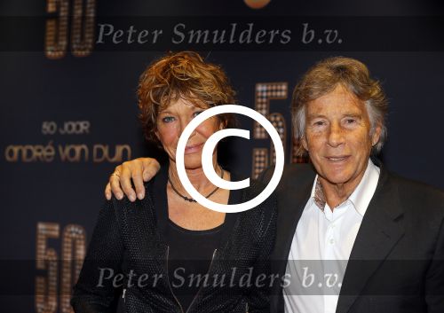 Utrecht 18 november 2014
Andre v Duin viert zijn 50 jarig artiesten bestaan in het Beatrix theater. Martin Gaus met vrouw