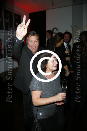 Amsterdam 1 december 2014
Premiere Gooische vrouwen 2 in het nieuwe de la mar met in de hoofdrollen Linda de Mol Lies Visschedijk Tjitske Reijdinga en Susan Visser. Michiel Romeijn met vrouw